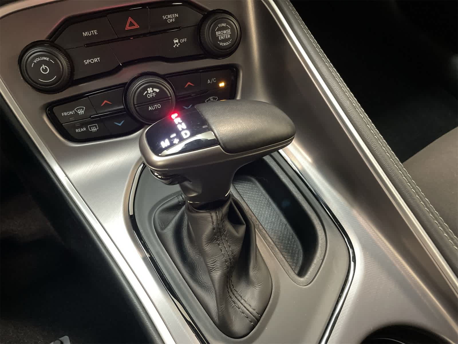 Thumbnail: 2021 Dodge Challenger - 7