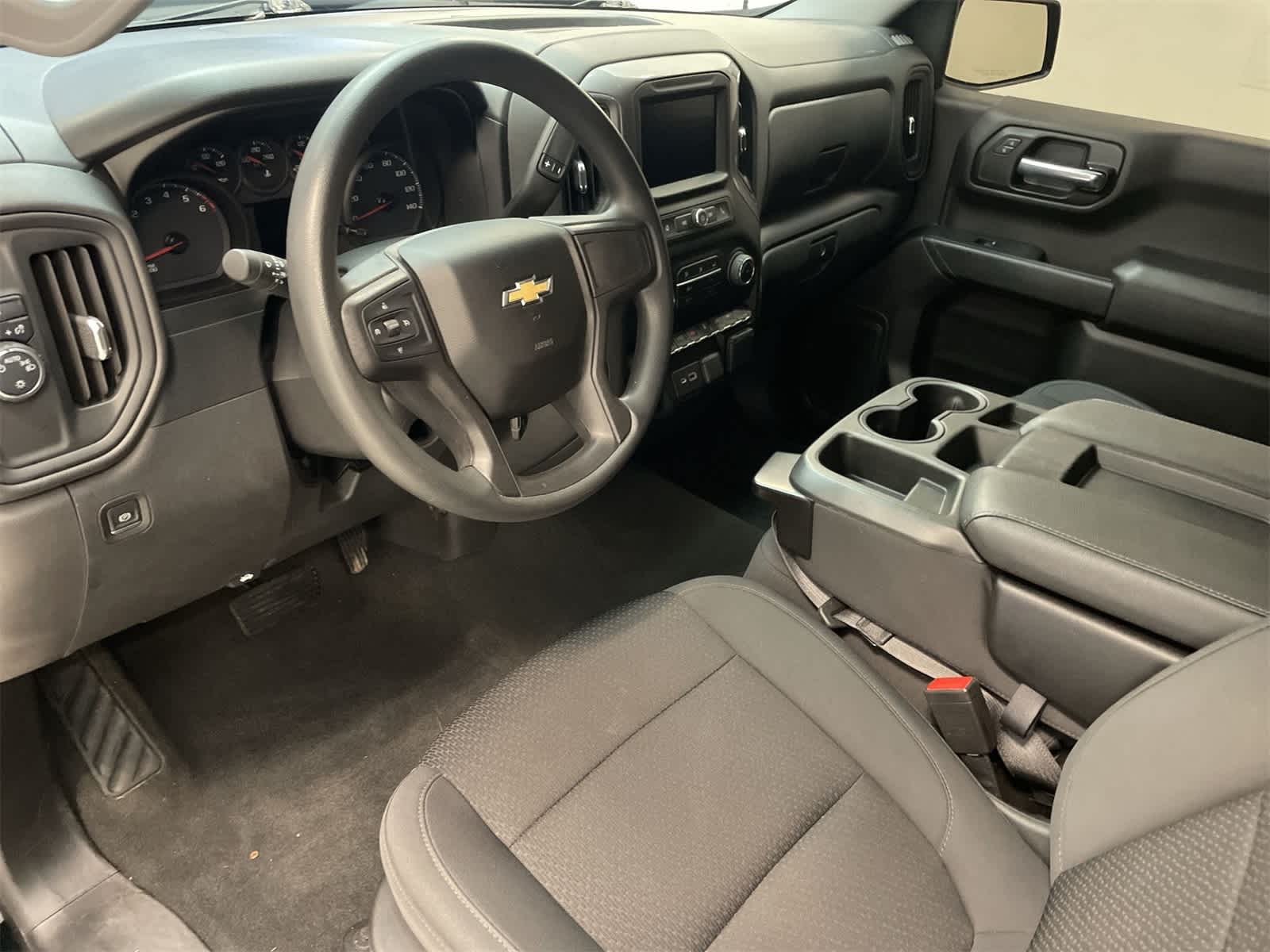 Thumbnail: 2021 Chevrolet Silverado 1500 - 2