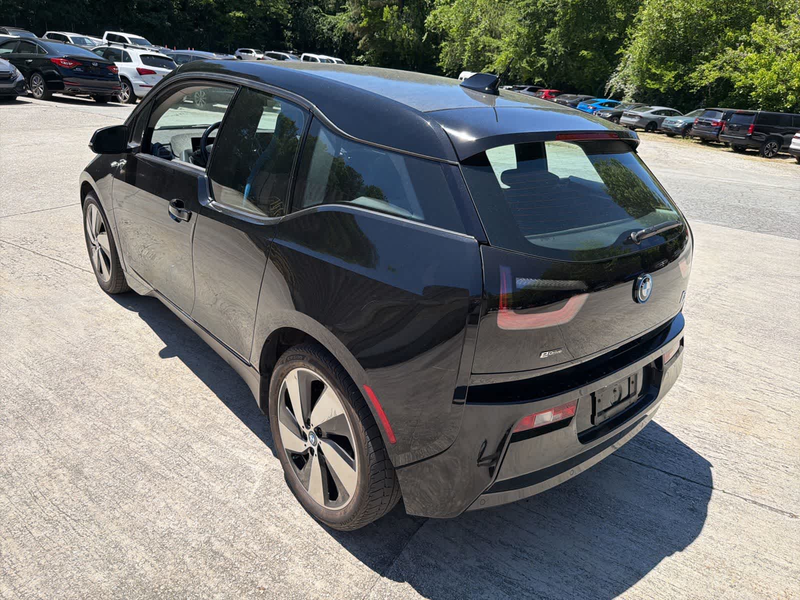 Thumbnail: 2016 BMW i3 - 8