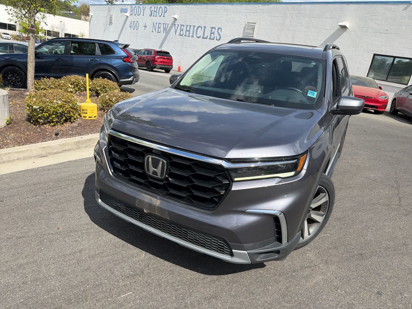 Thumbnail: 2023 Honda Pilot - 3