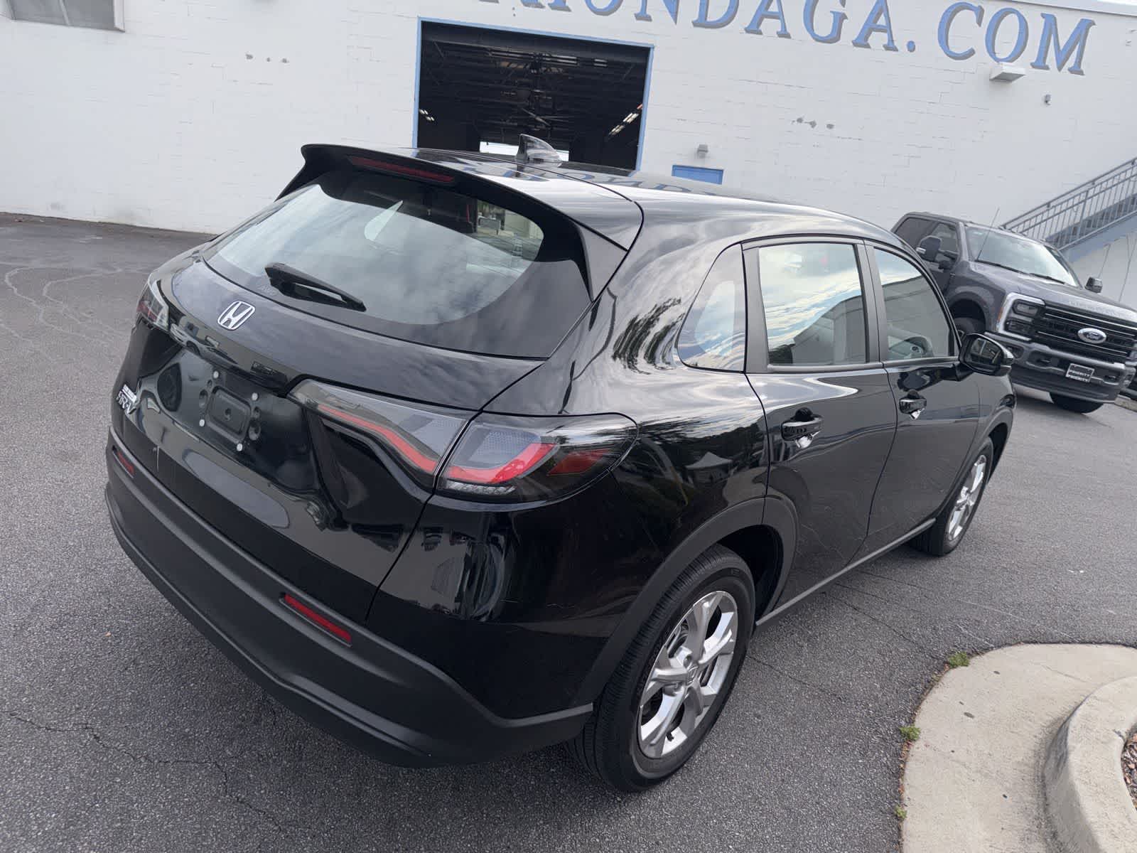 Thumbnail: 2023 Honda HR-V - 10