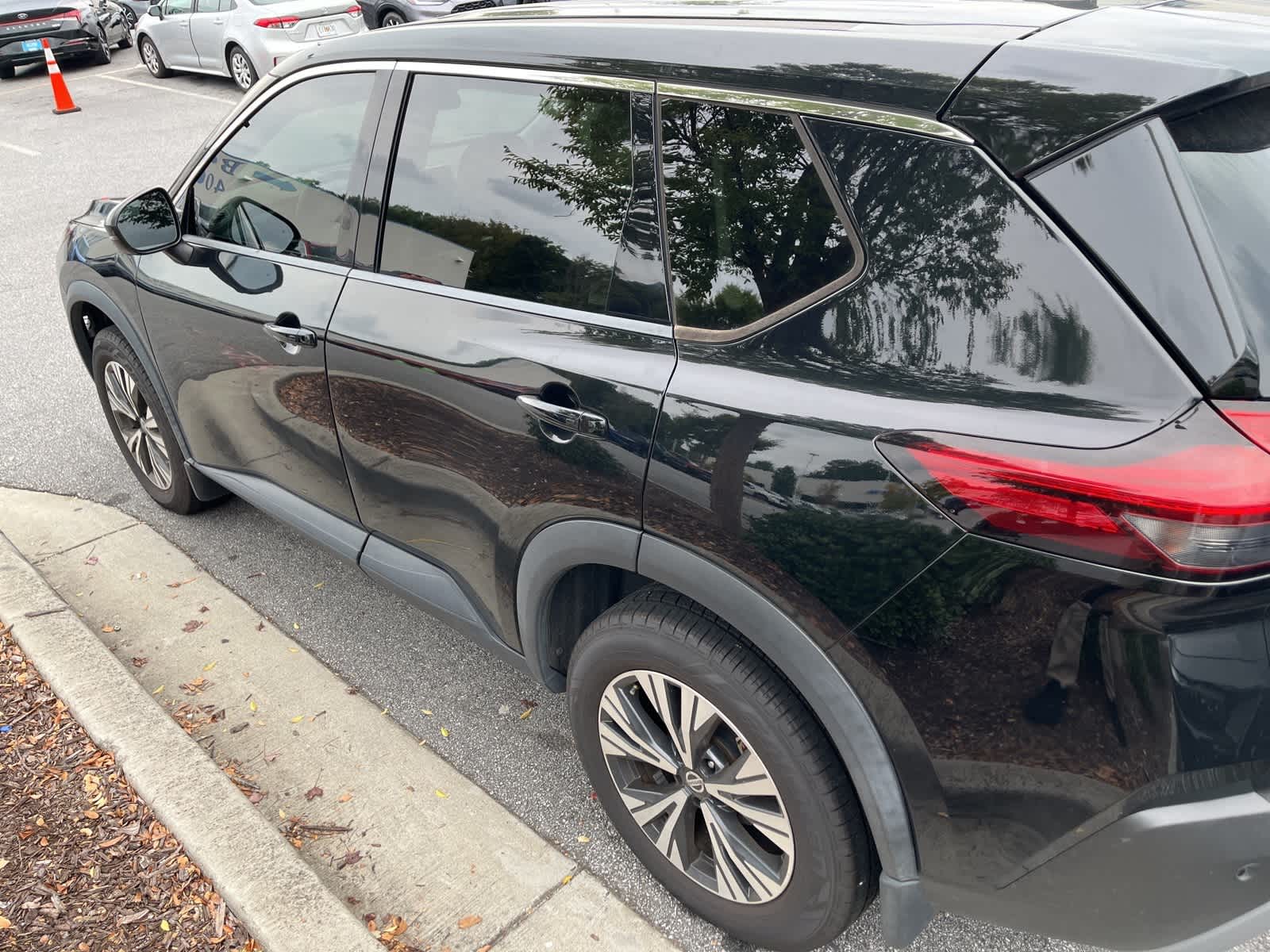 Thumbnail: 2021 Nissan Rogue - 5
