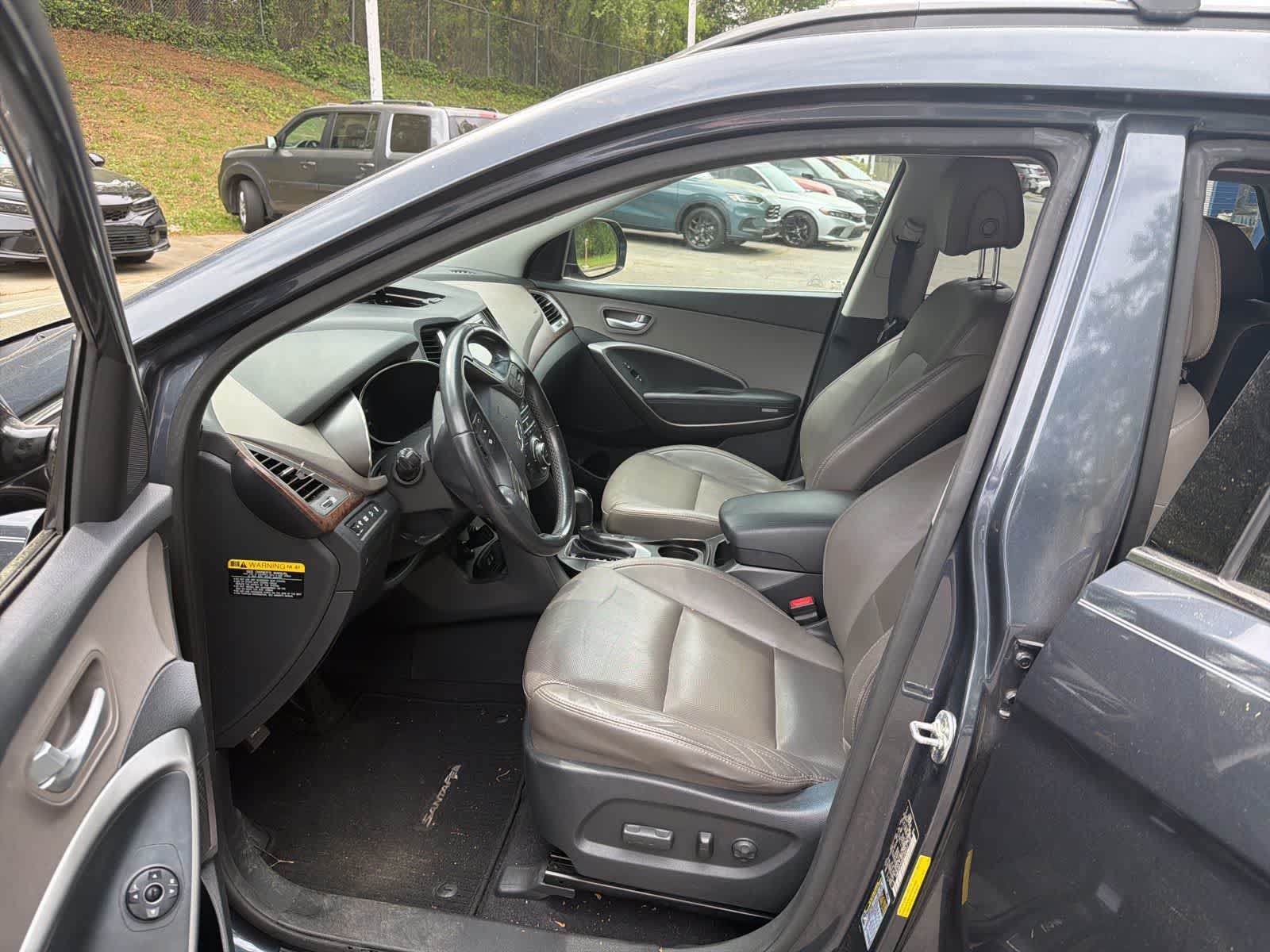 Thumbnail: 2017 Hyundai Santa Fe - 17