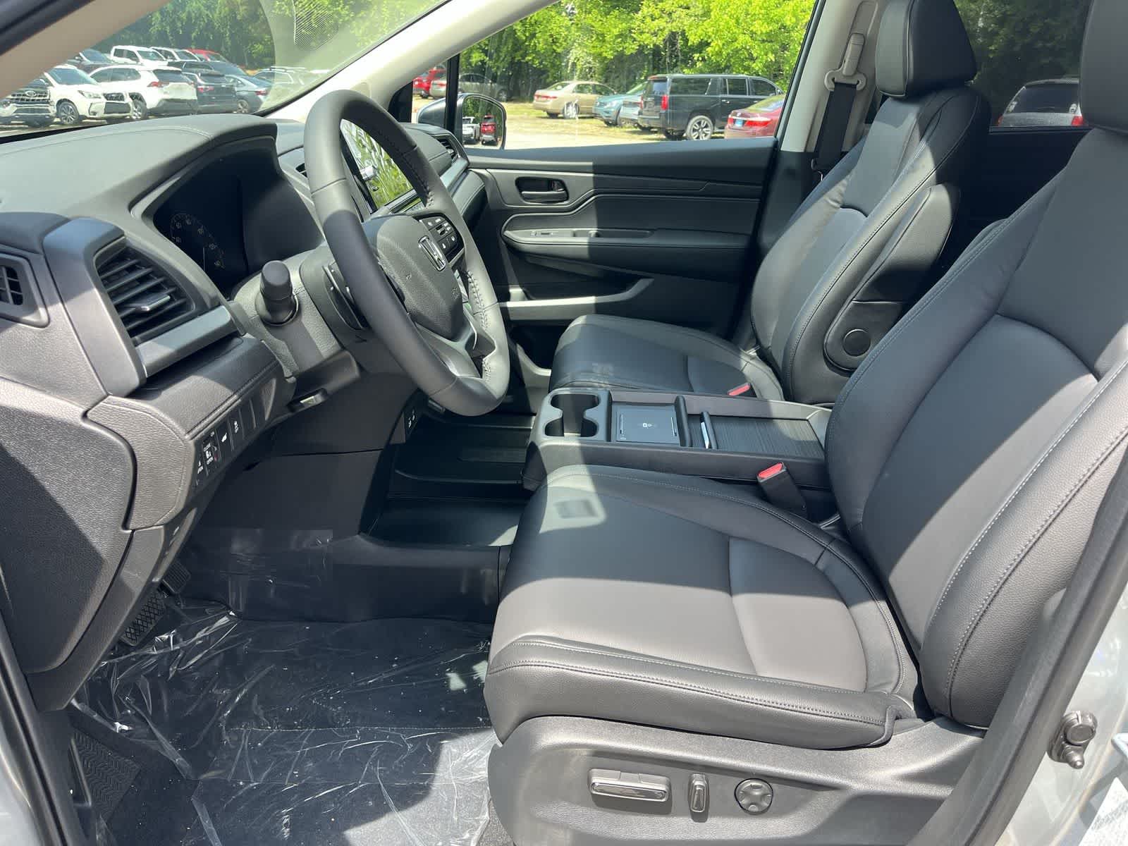 Thumbnail: 2026 Honda Odyssey - 12