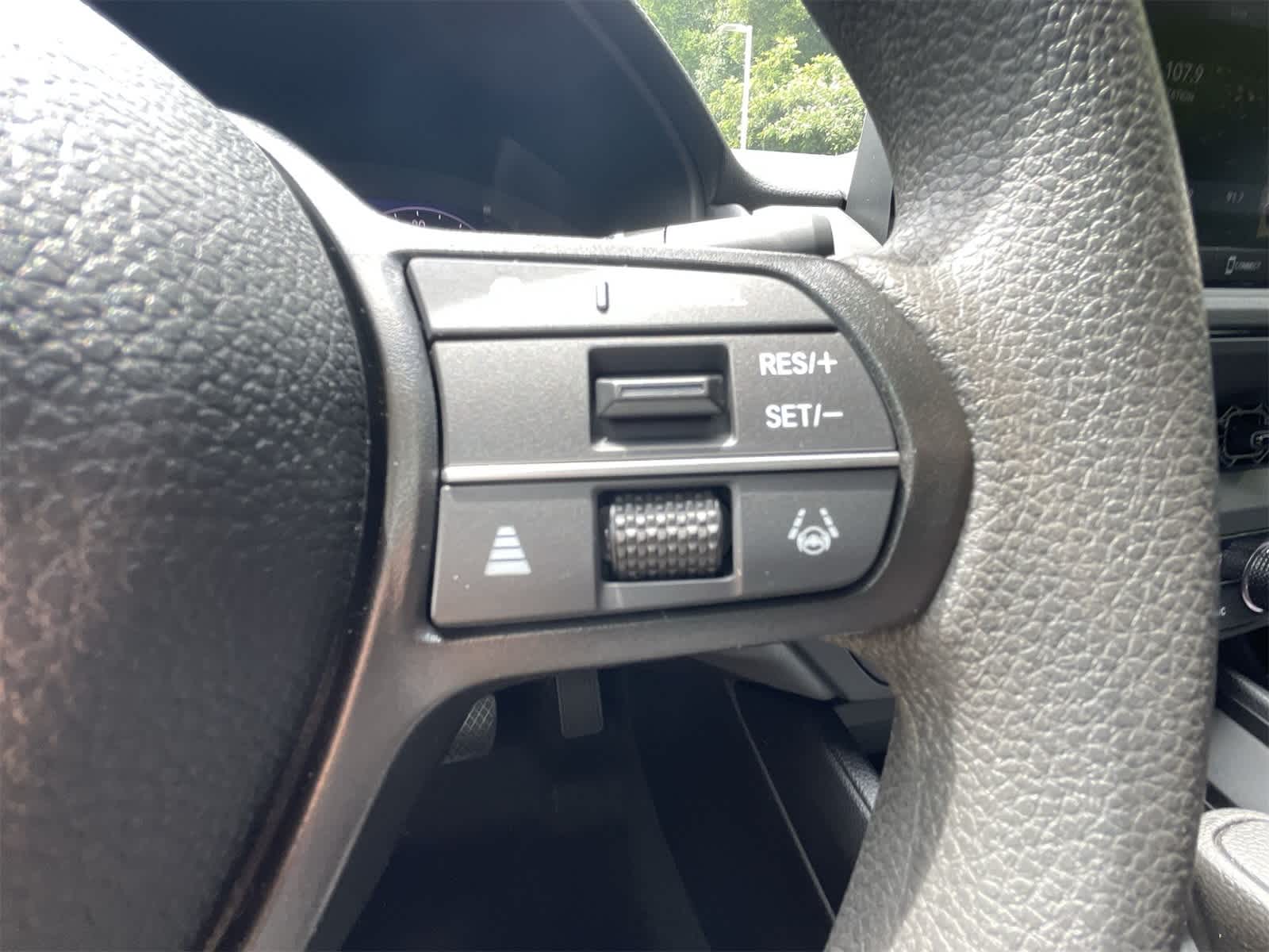 2025 Honda Accord LX 21