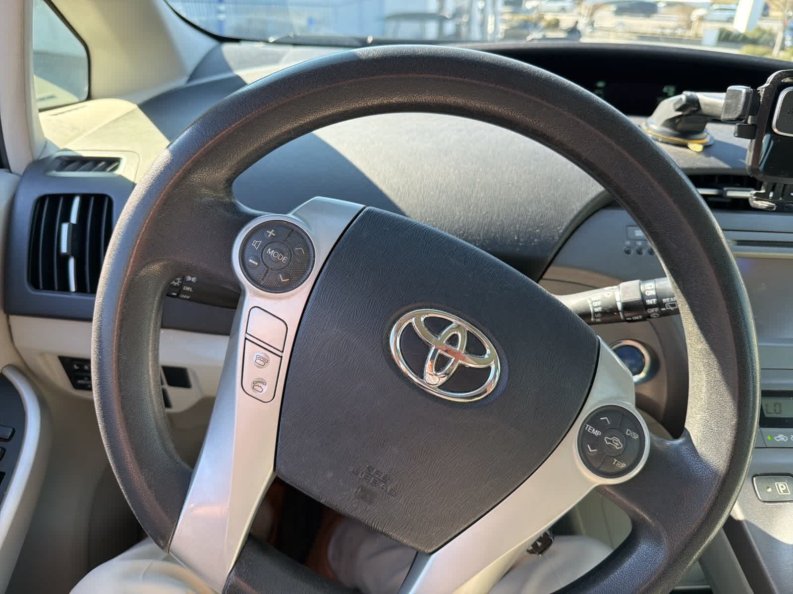 Thumbnail: 2012 Toyota Prius - 21