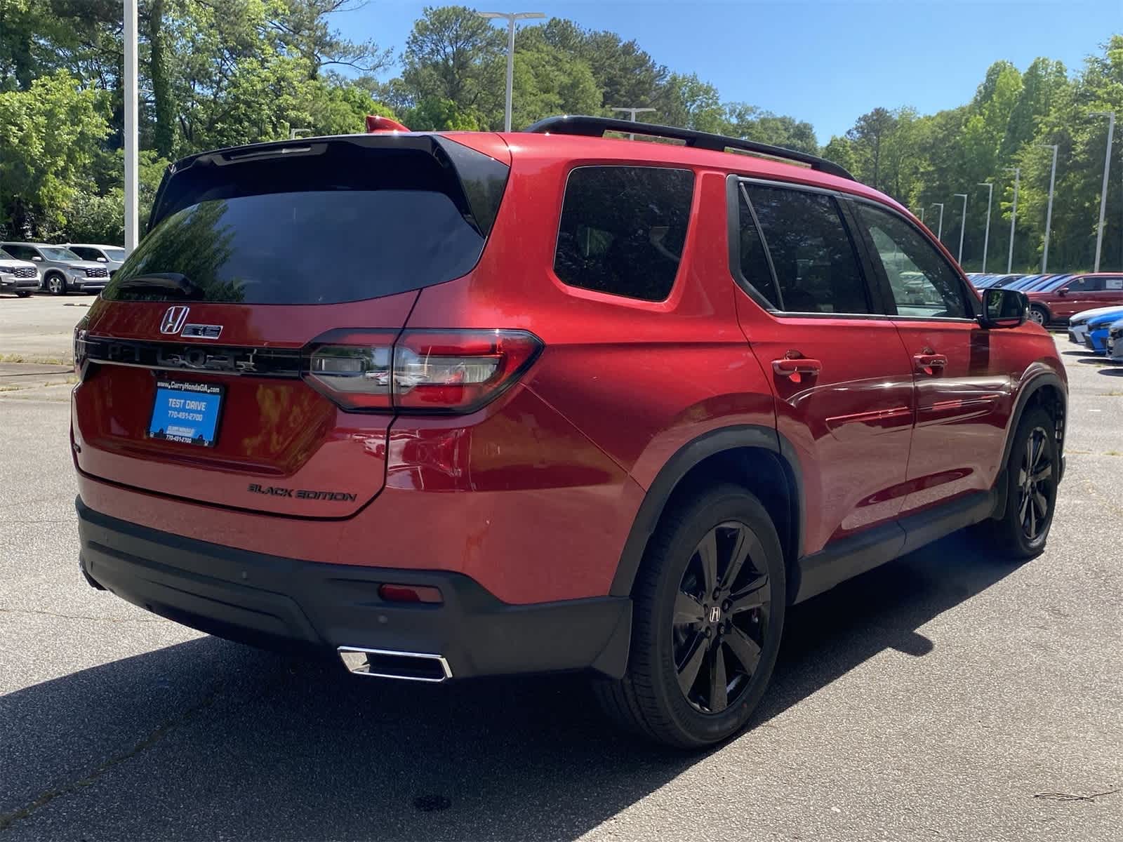 2025 Honda Pilot Black Edition photo 2