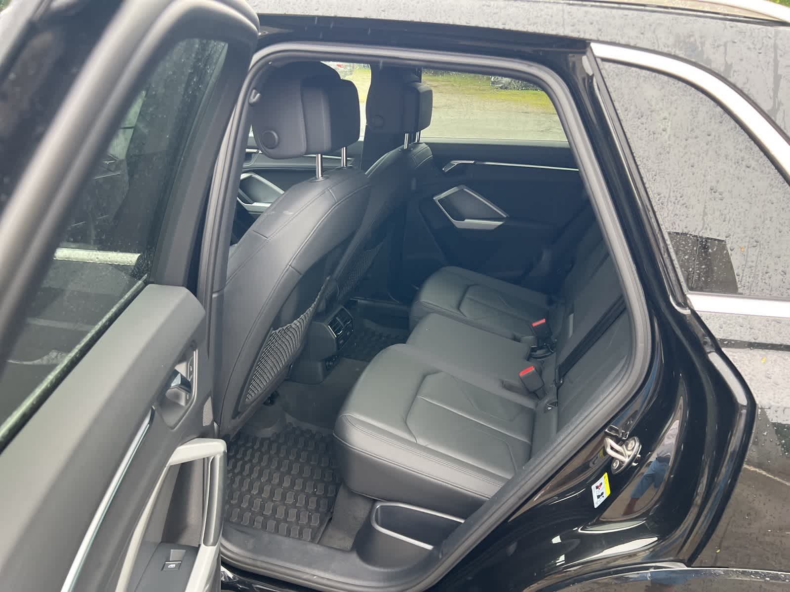 Thumbnail: 2021 Audi Q3 - 15