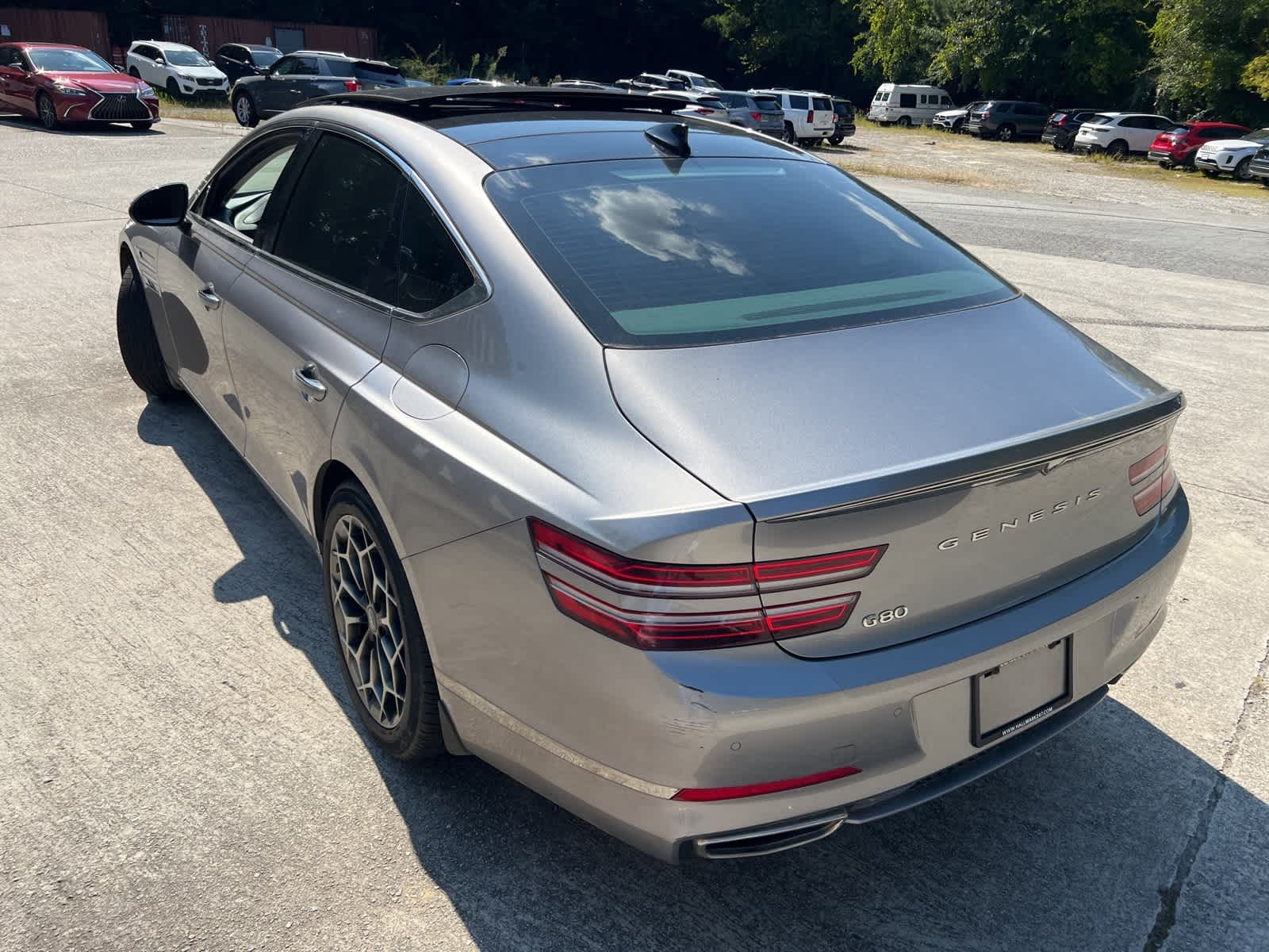 Thumbnail: 2023 Genesis G80 - 8