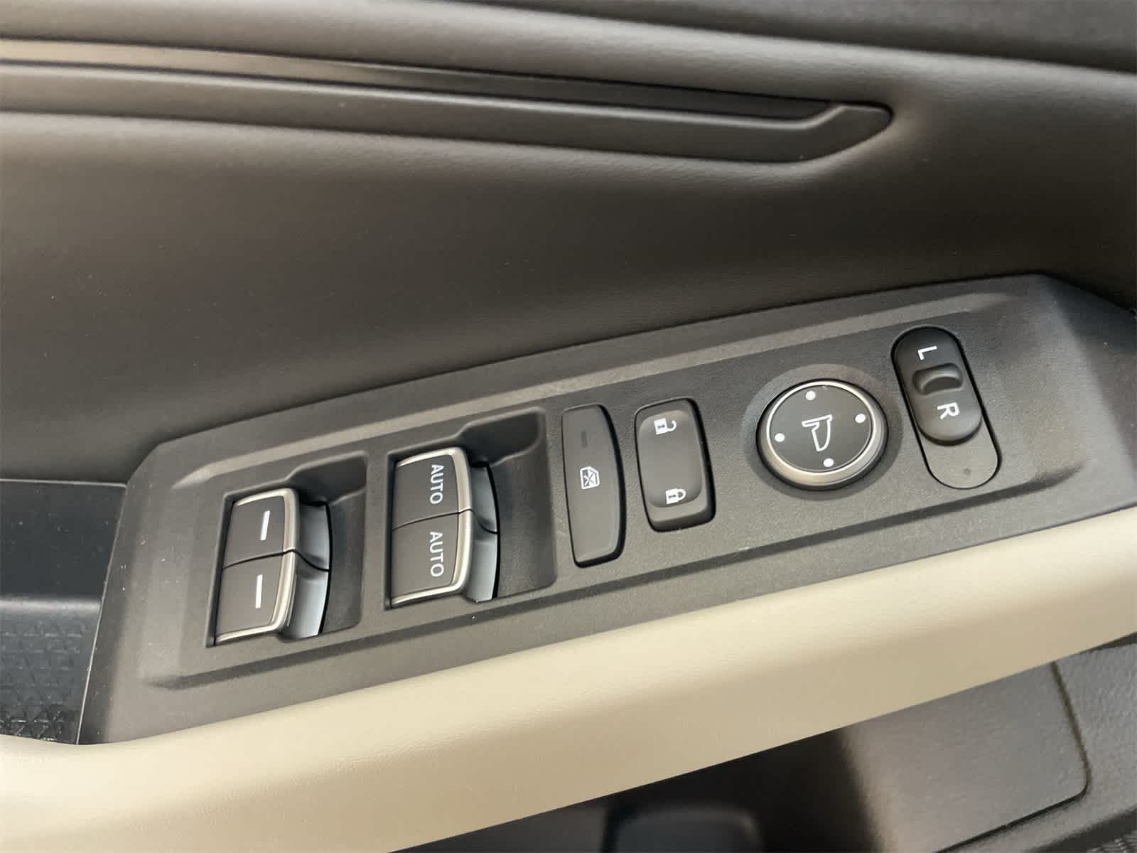 Thumbnail: 2025 Honda Accord - 17