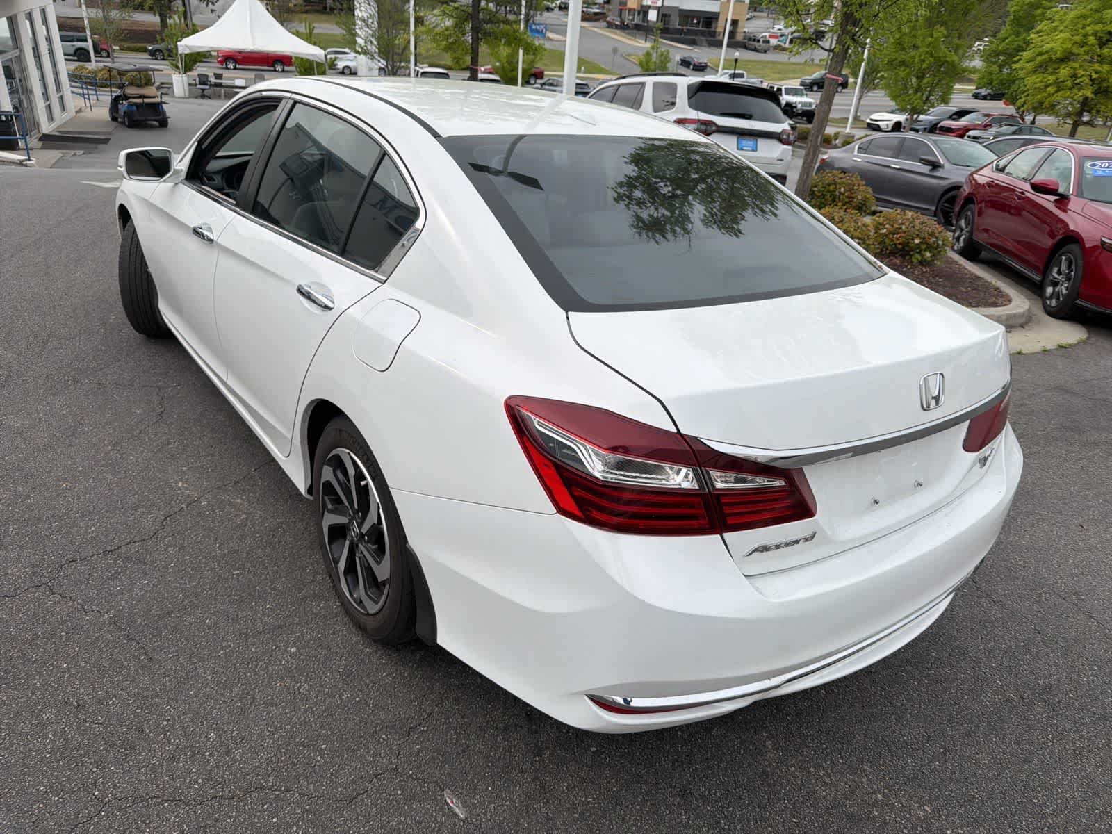 Thumbnail: 2016 Honda Accord - 8