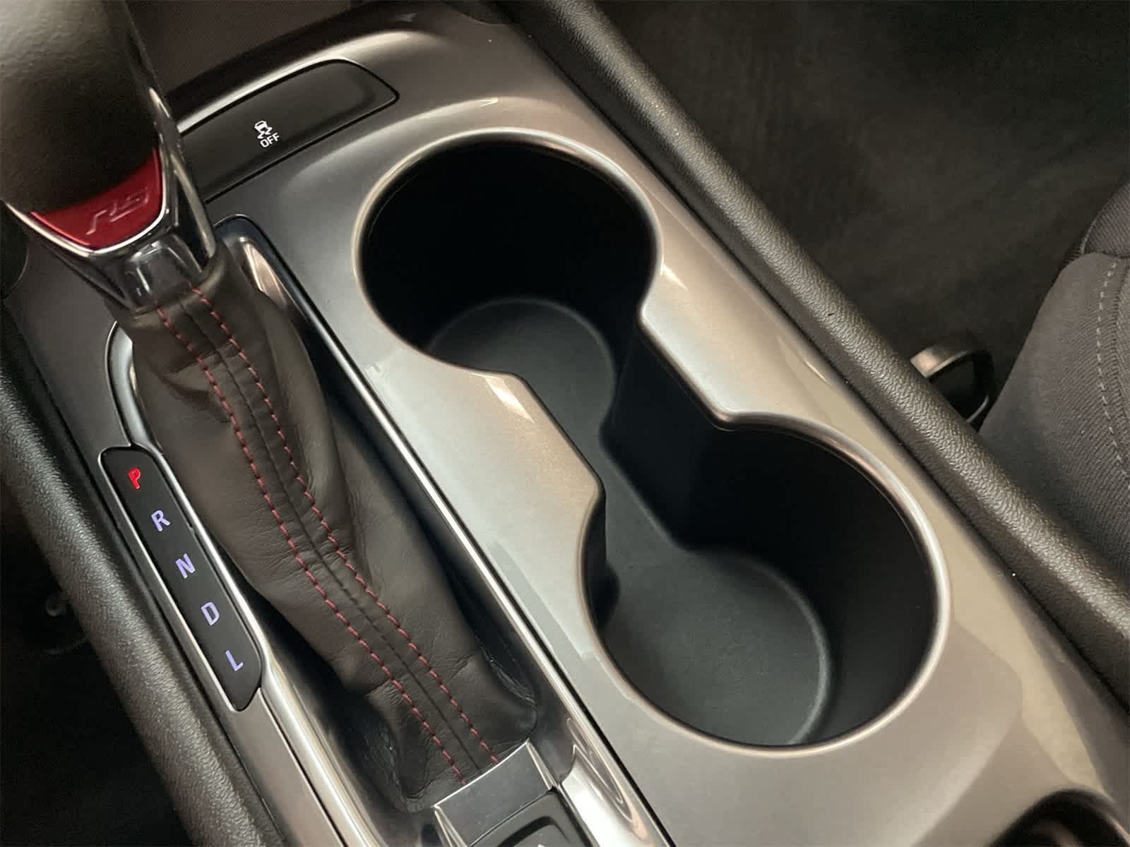 Thumbnail: 2022 Chevrolet Malibu - 8