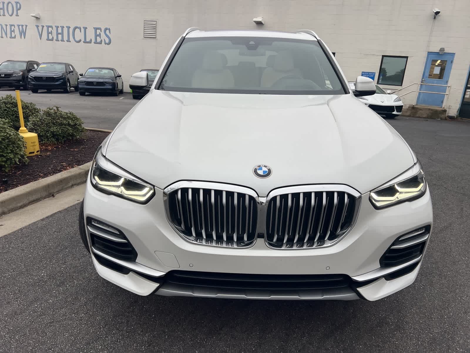 Thumbnail: 2021 BMW X5 - 14
