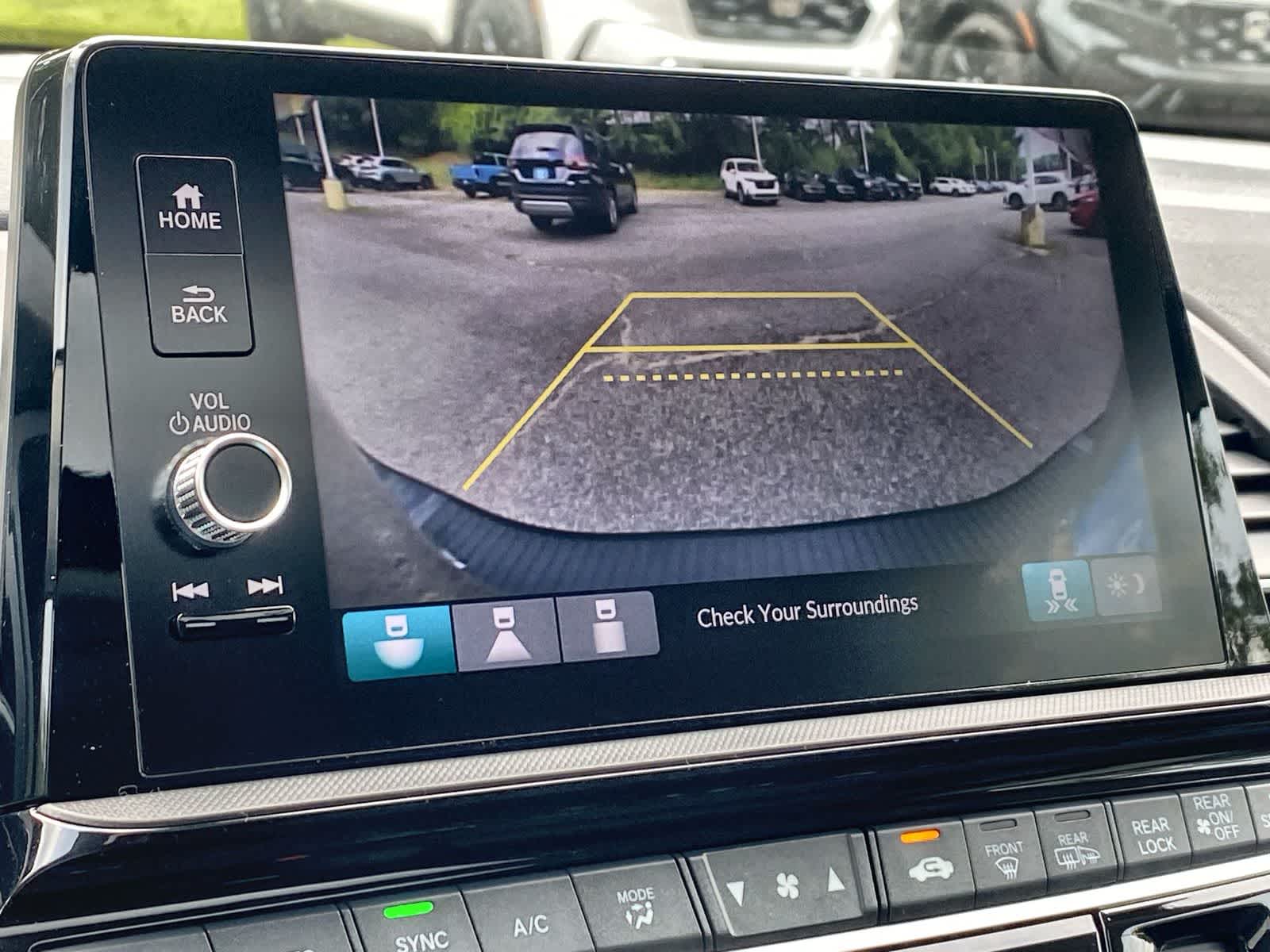 Thumbnail: 2026 Honda Odyssey - 15