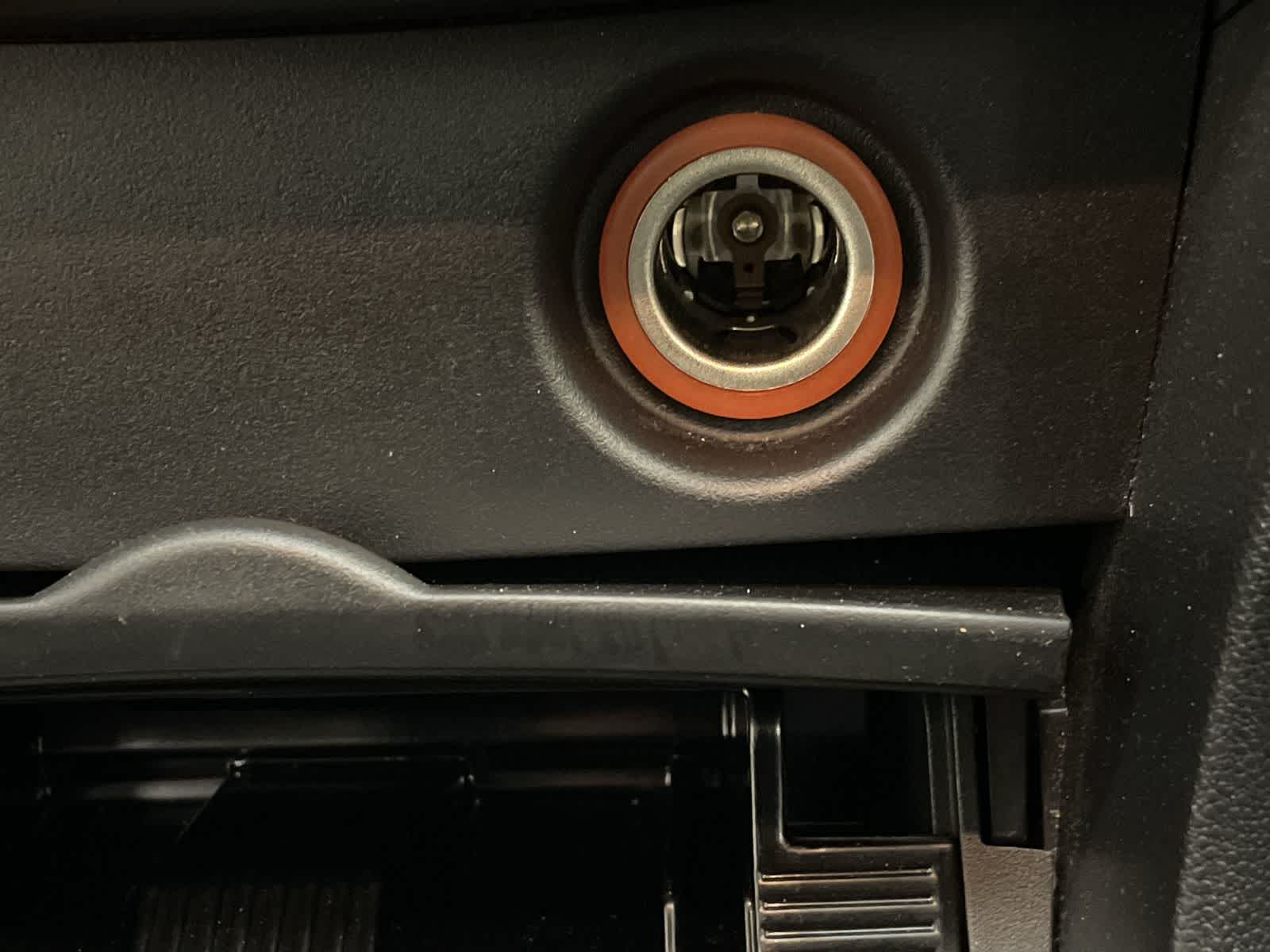 Thumbnail: 2007 Mazda Mazda3 - 27