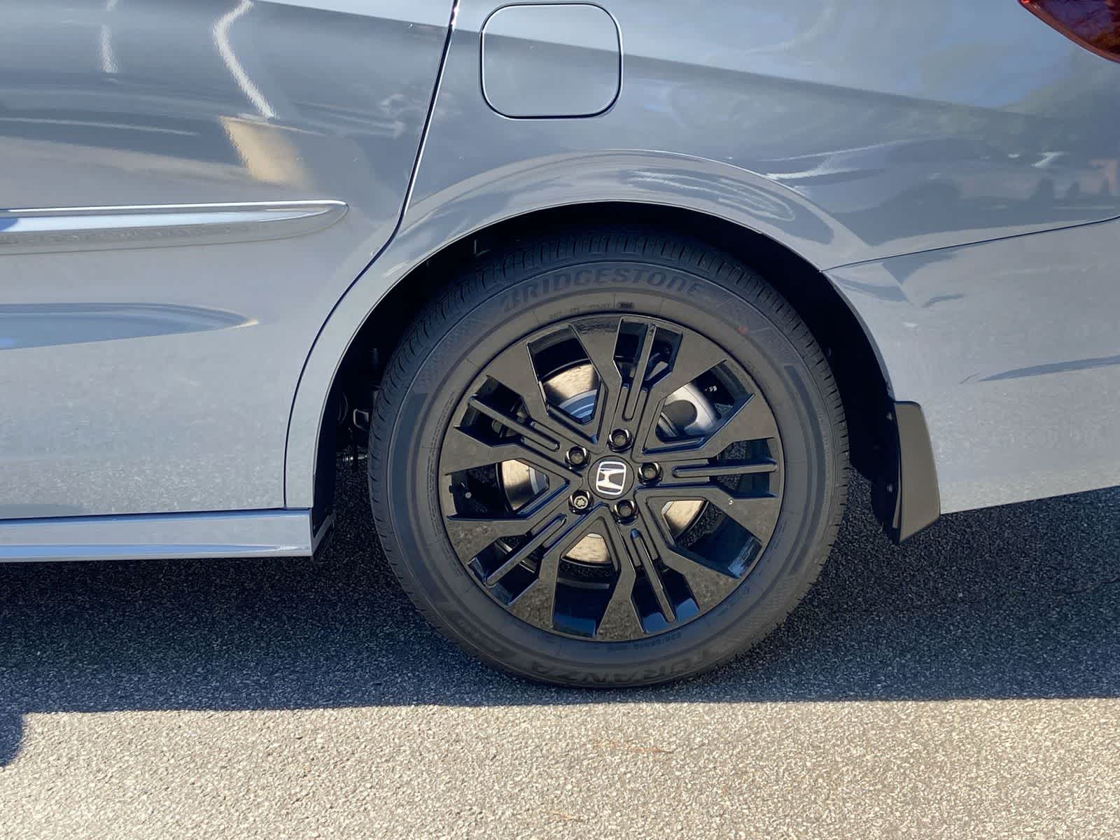 Thumbnail: 2026 Honda Odyssey - 7