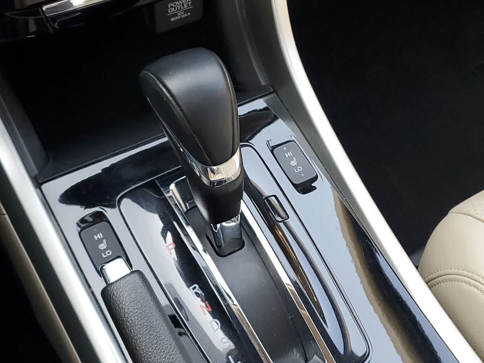 Thumbnail: 2016 Honda Accord - 9