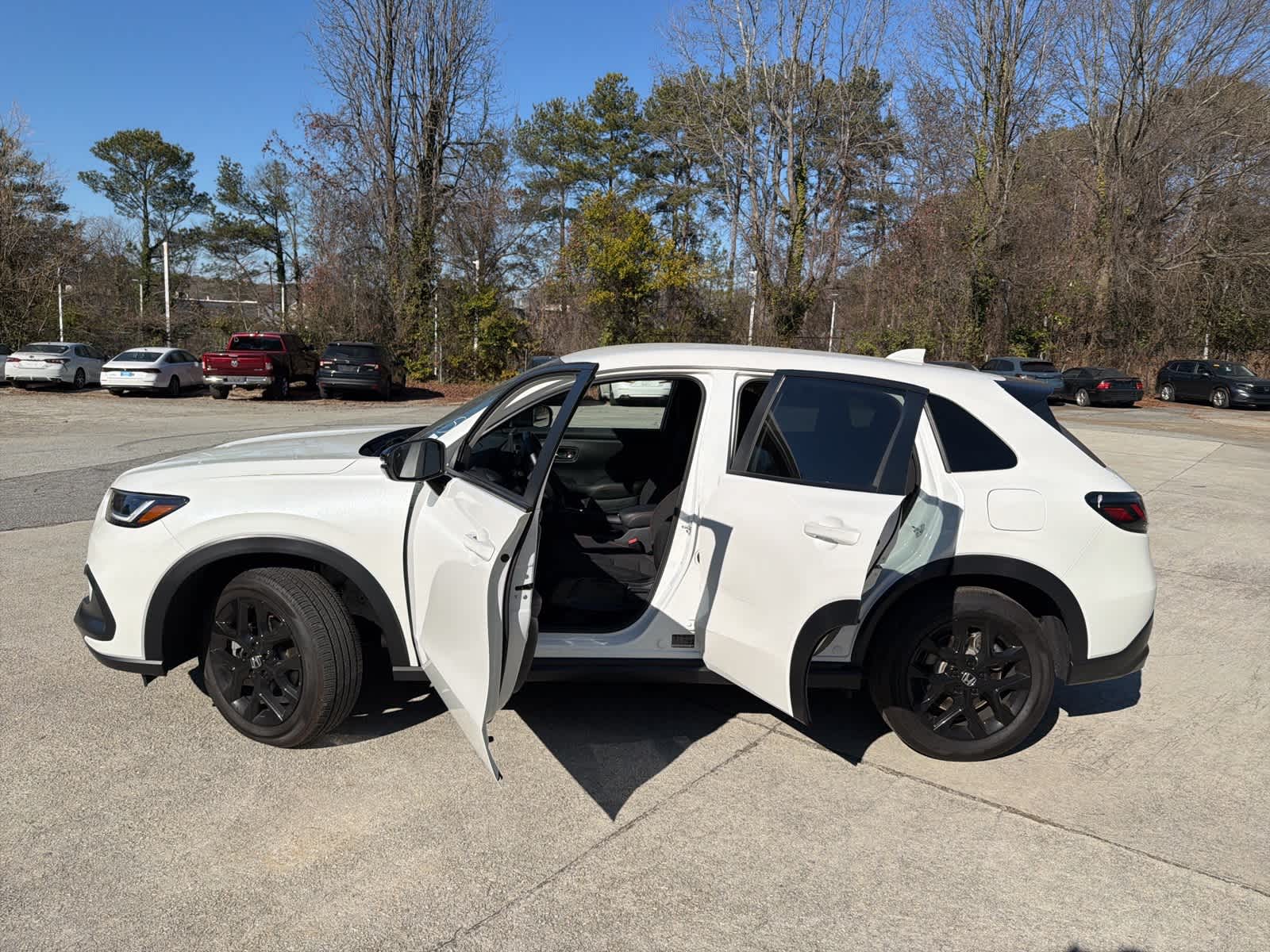 Thumbnail: 2025 Honda HR-V - 17