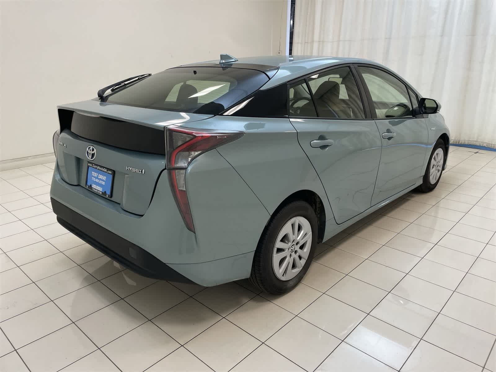 Thumbnail: 2016 Toyota Prius - 24