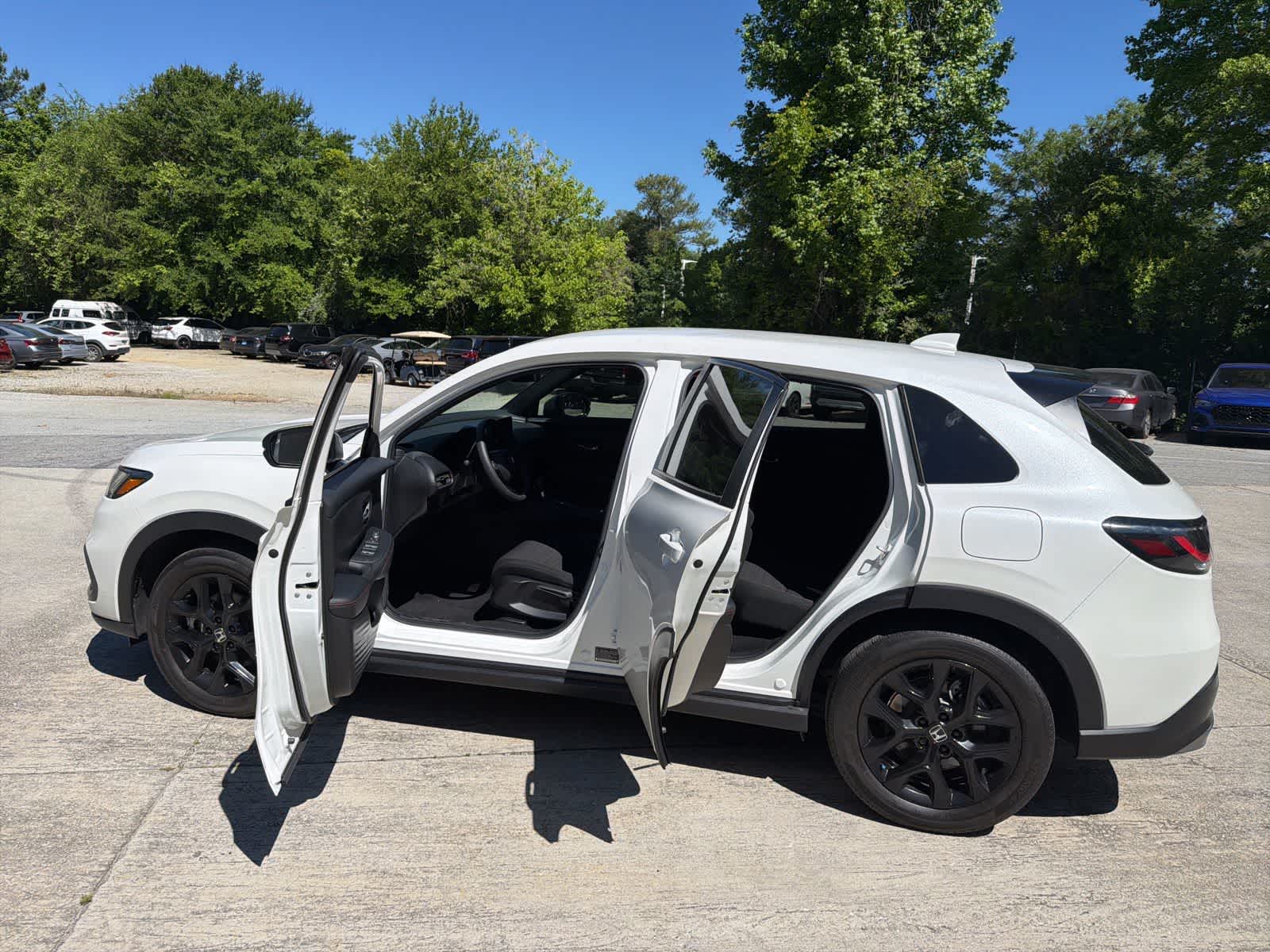 Thumbnail: 2025 Honda HR-V - 18