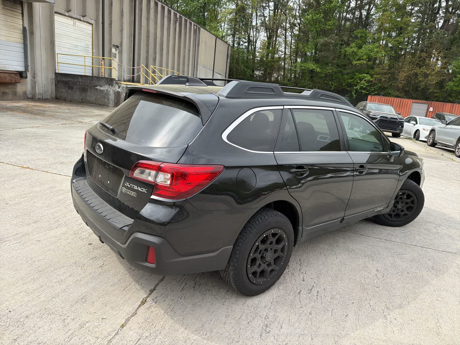 Thumbnail: 2018 Subaru Outback - 10