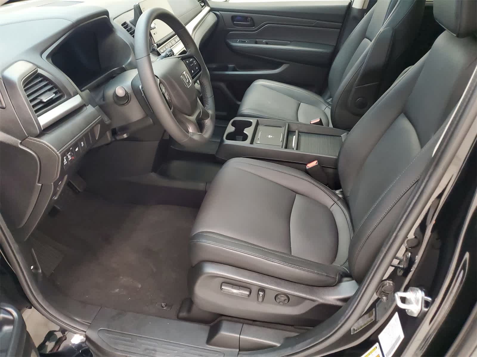 Thumbnail: 2025 Honda Odyssey - 19