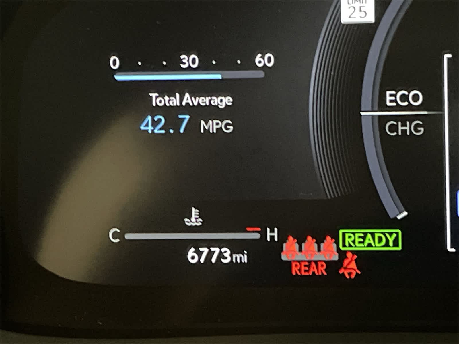 Thumbnail: 2025 Lexus UX - 15