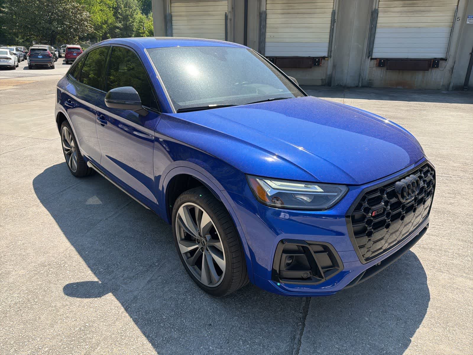 Thumbnail: 2024 Audi SQ5 - 13