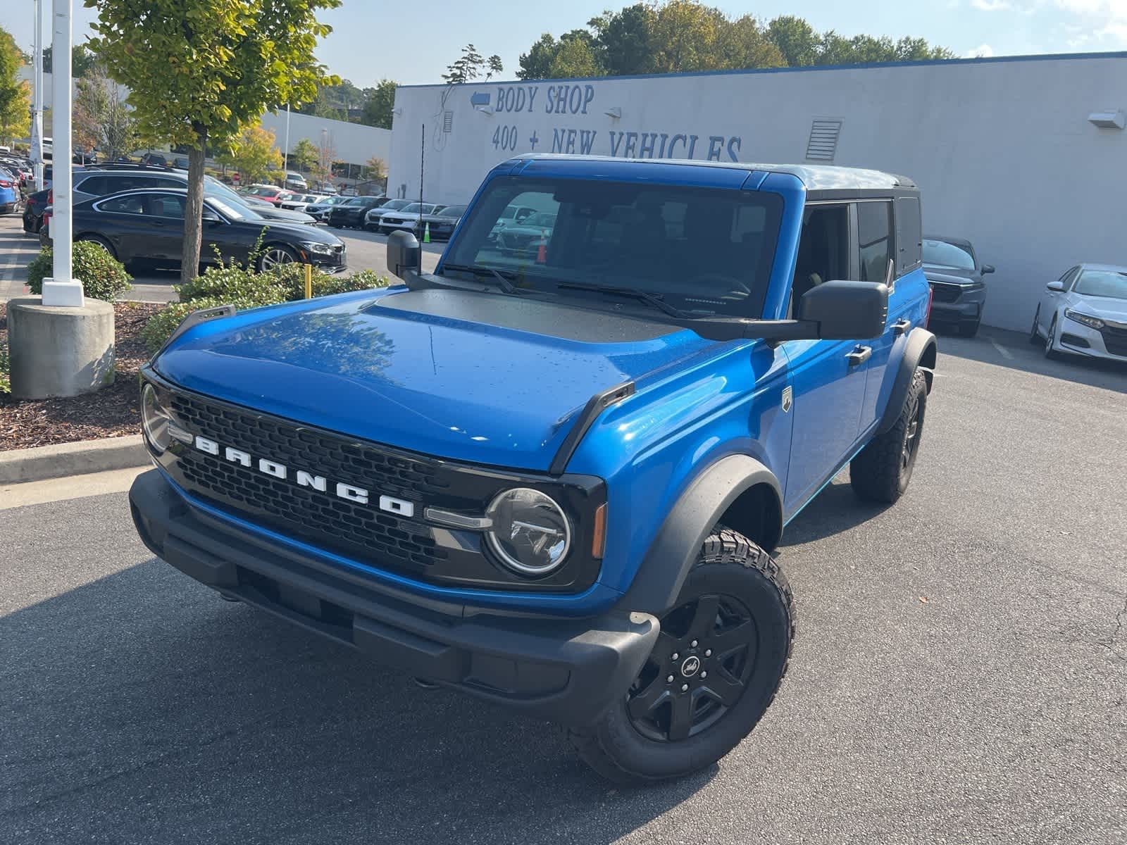Thumbnail: 2025 Ford Bronco - 3
