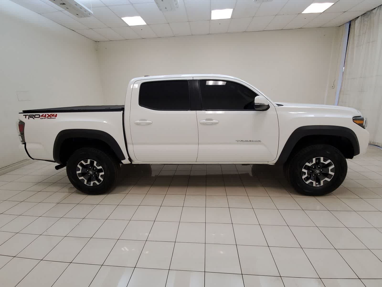 Thumbnail: 2023 Toyota Tacoma - 22