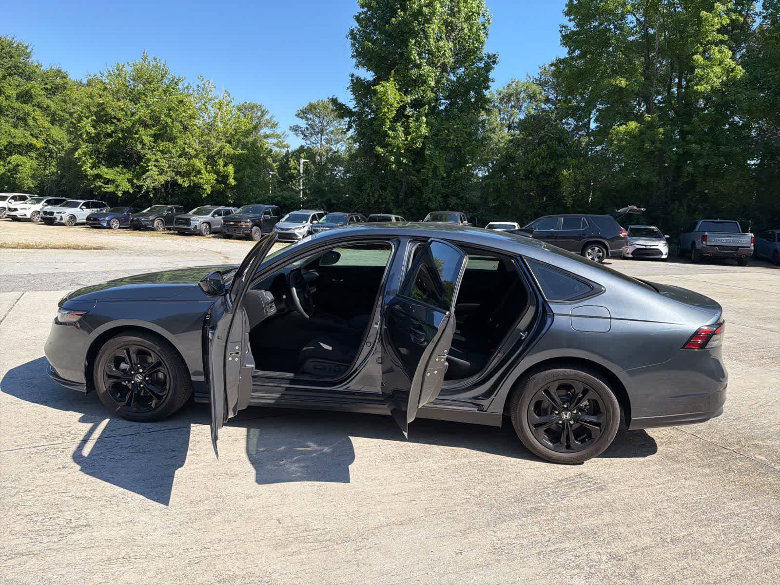 Thumbnail: 2025 Honda Accord - 19
