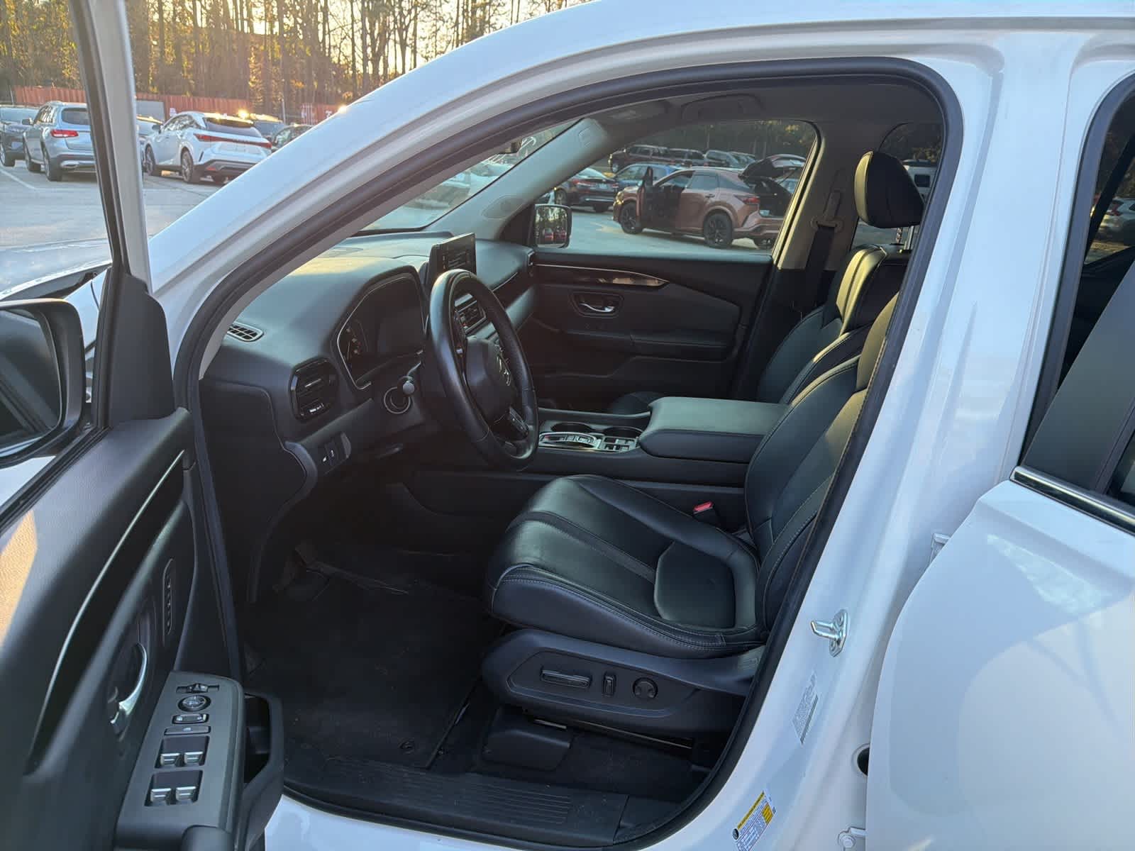 Thumbnail: 2024 Honda Pilot - 16