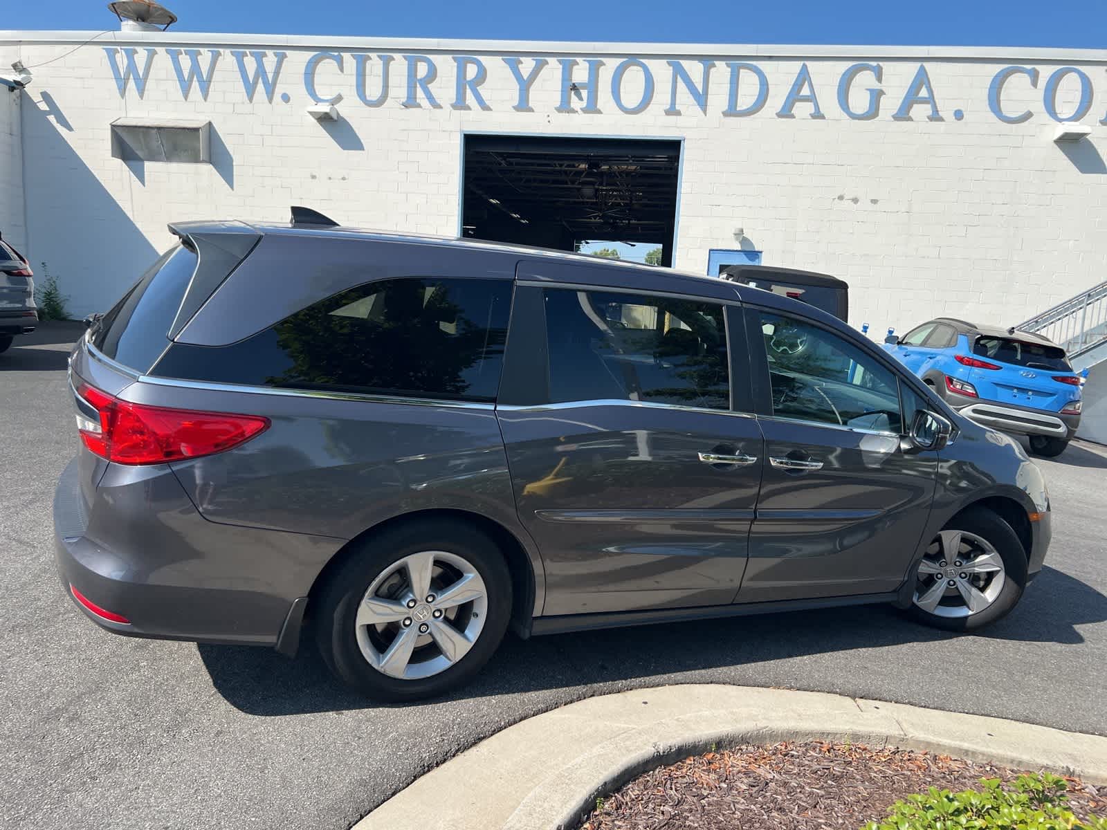Thumbnail: 2019 Honda Odyssey - 11