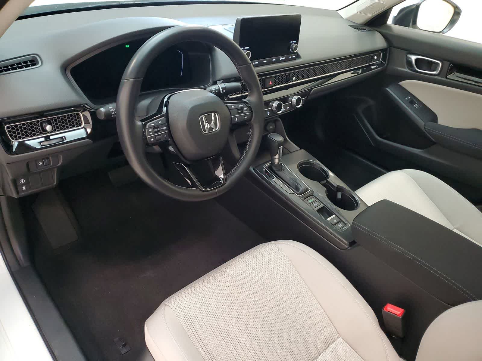 Thumbnail: 2024 Honda Civic - 2