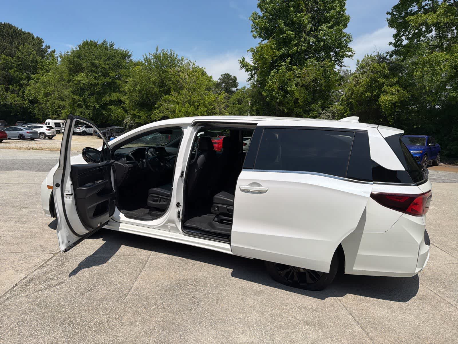Thumbnail: 2025 Honda Odyssey - 20