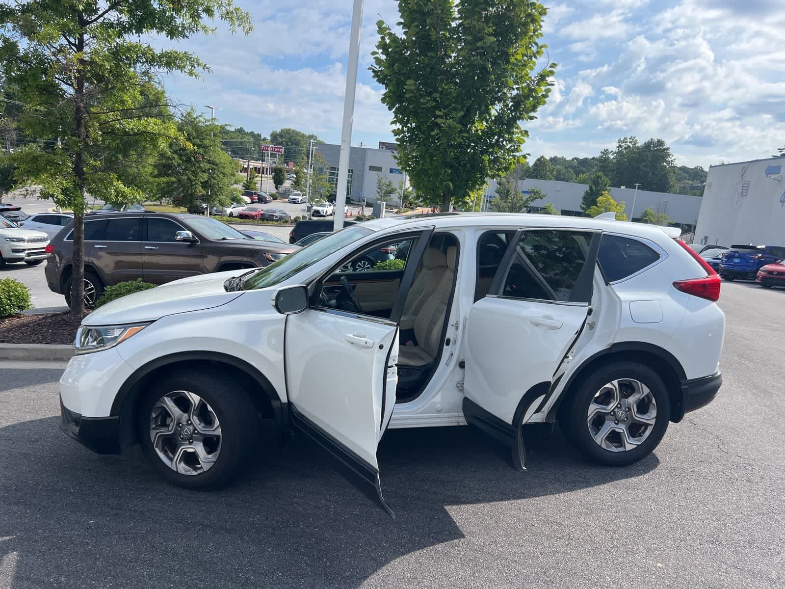 Thumbnail: 2019 Honda CR-V - 17