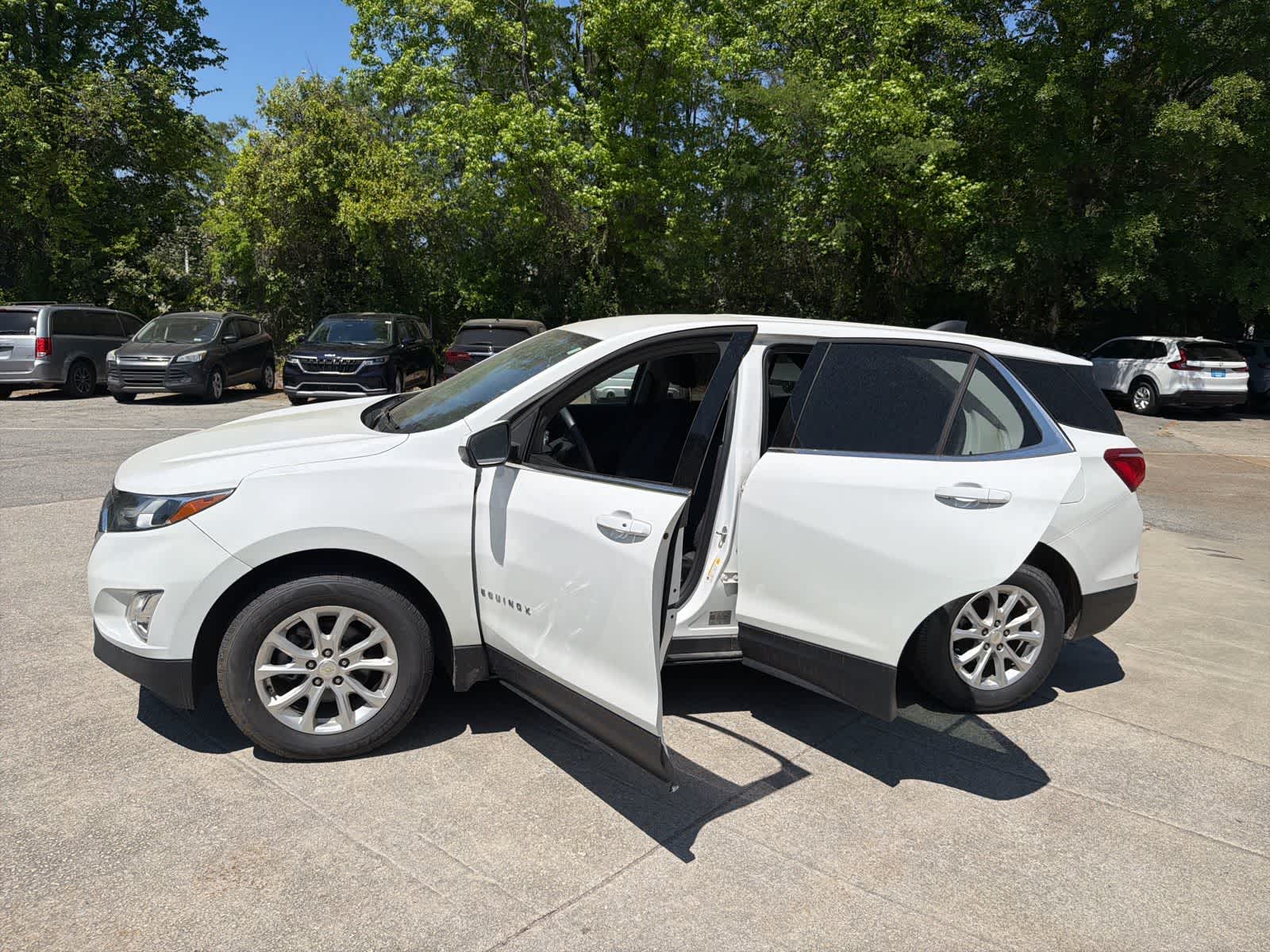 Thumbnail: 2020 Chevrolet Equinox - 16