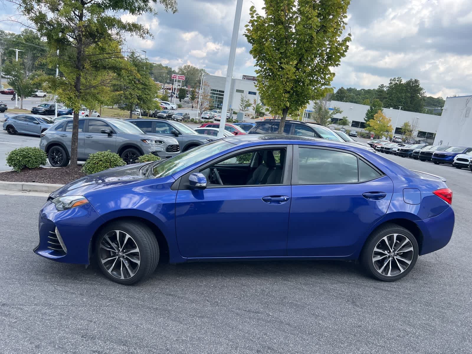 Thumbnail: 2018 Toyota Corolla - 6