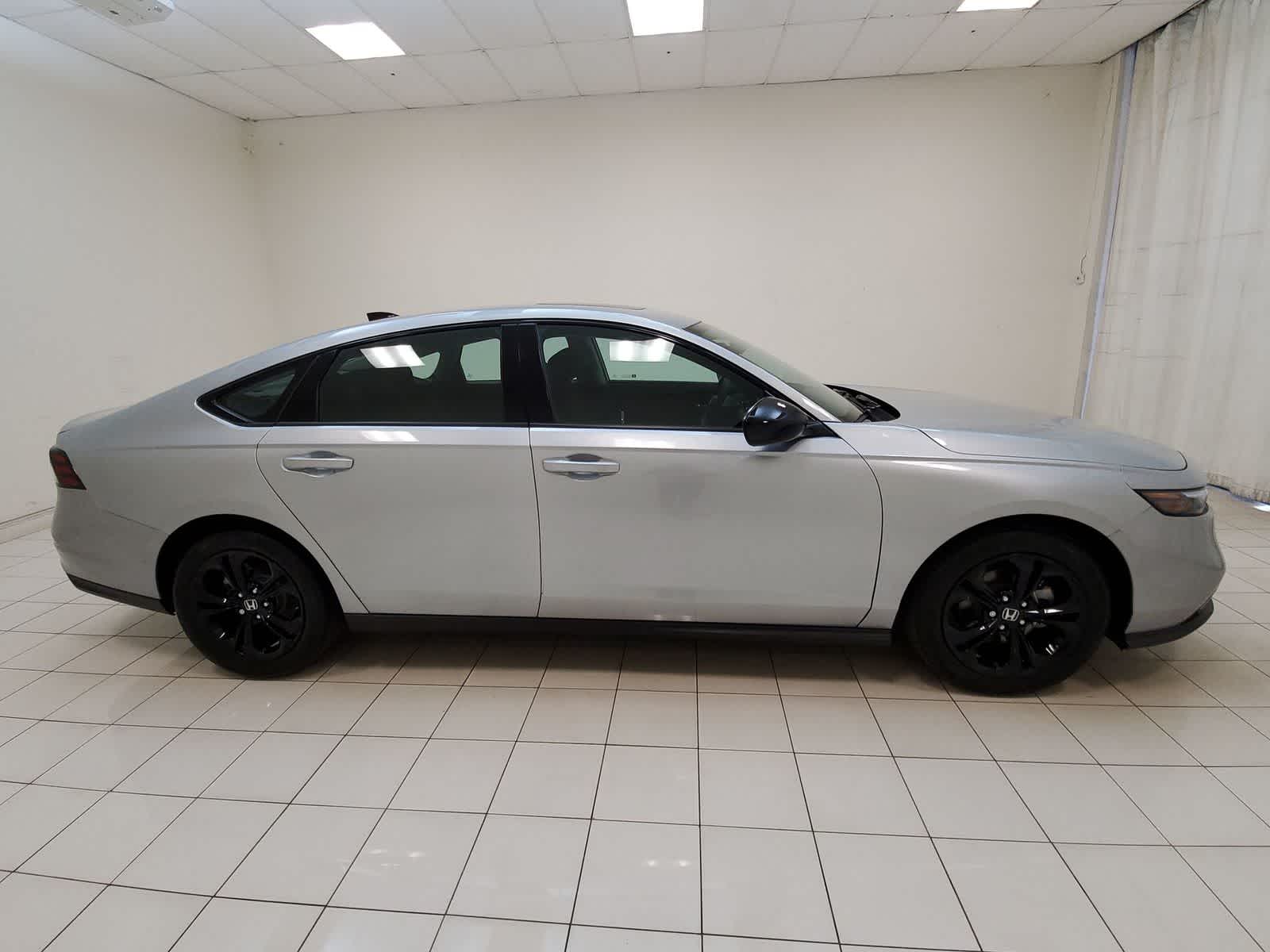 Thumbnail: 2025 Honda Accord - 26