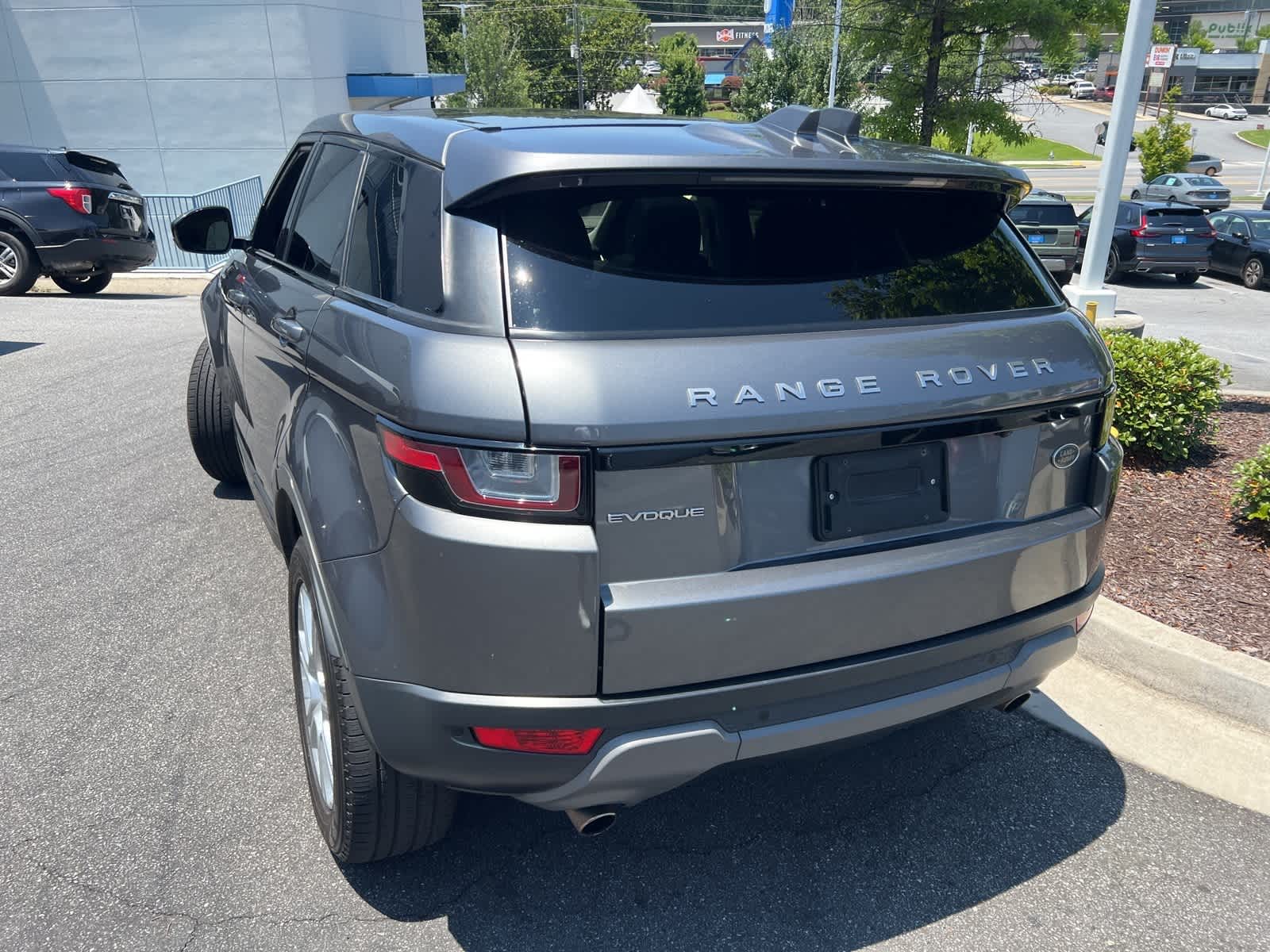 Thumbnail: 2017 Land Rover Range Rover Evoque - 9