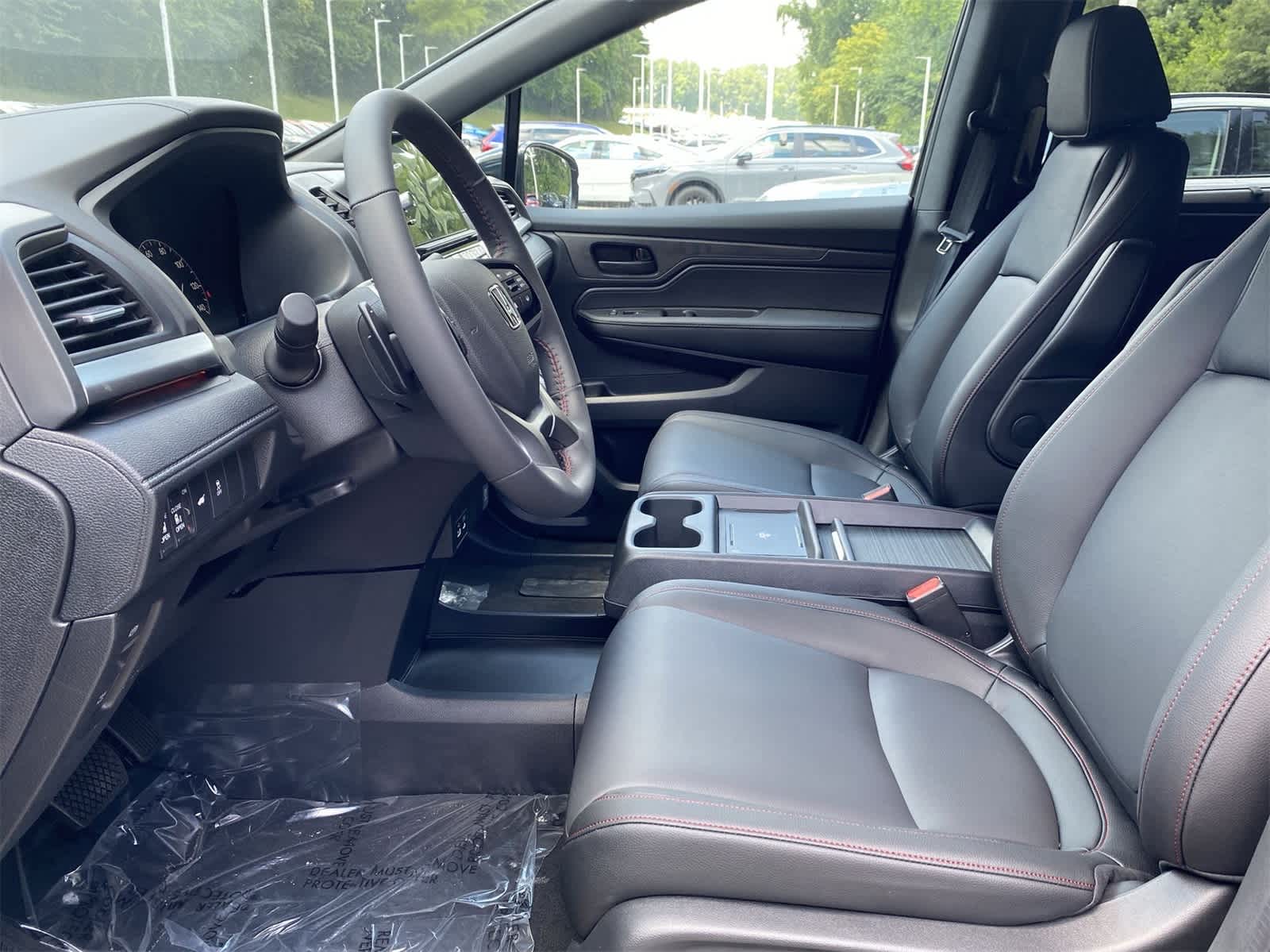 Thumbnail: 2026 Honda Odyssey - 13