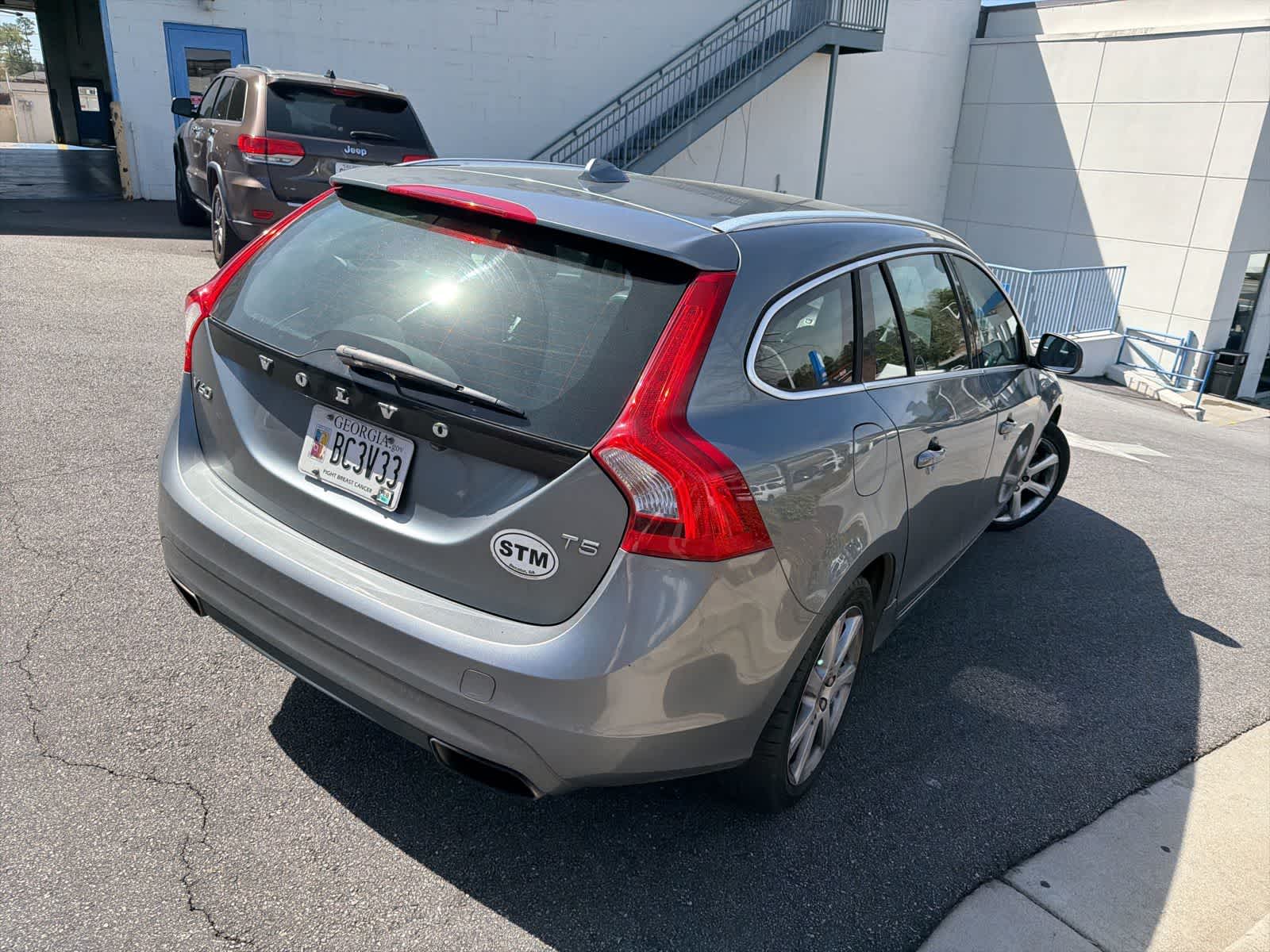 Thumbnail: 2017 Volvo V60 - 10