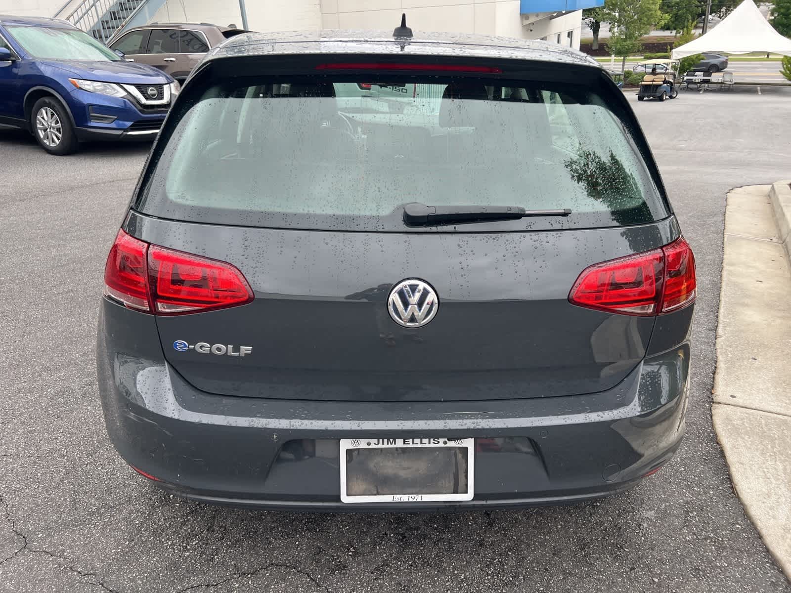 Thumbnail: 2015 Volkswagen e-Golf - 9
