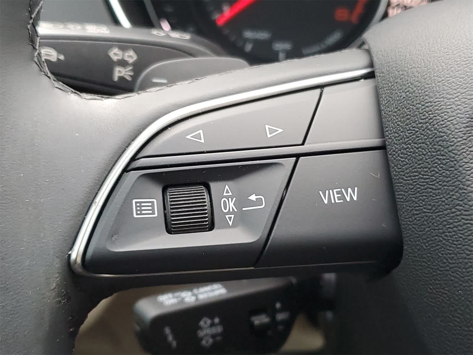 Thumbnail: 2024 Audi Q5 - 11