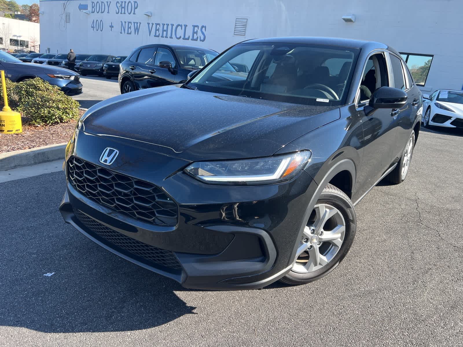 2025 Honda HR-V LX's photo