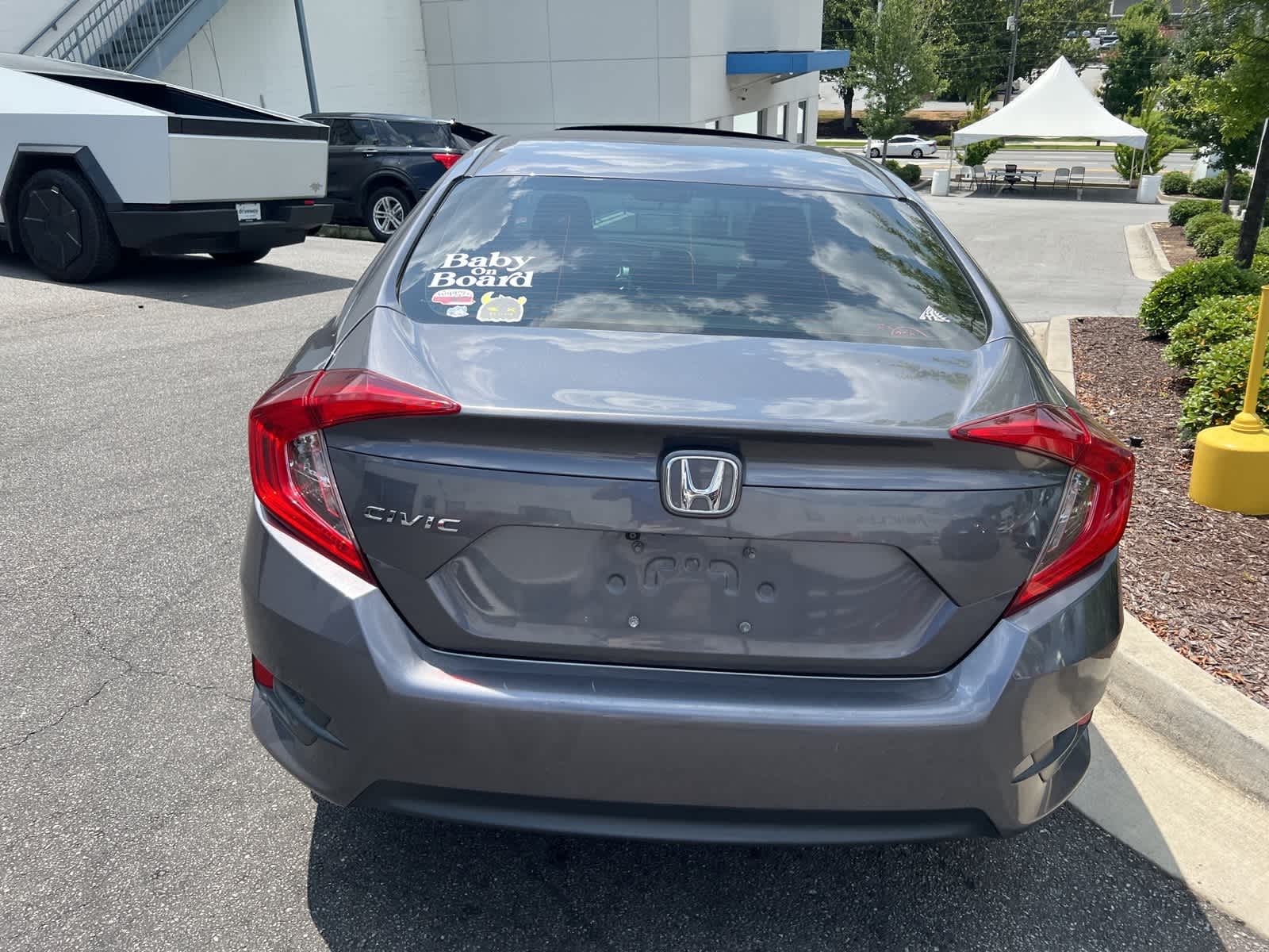 Thumbnail: 2016 Honda Civic - 9