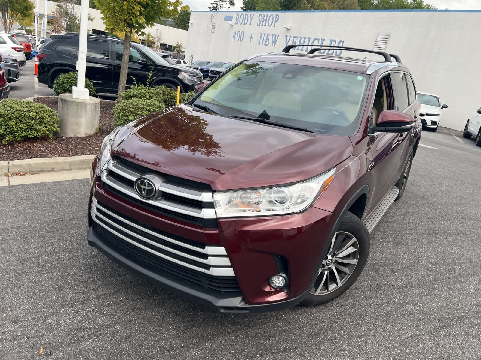 Thumbnail: 2019 Toyota Highlander - 3