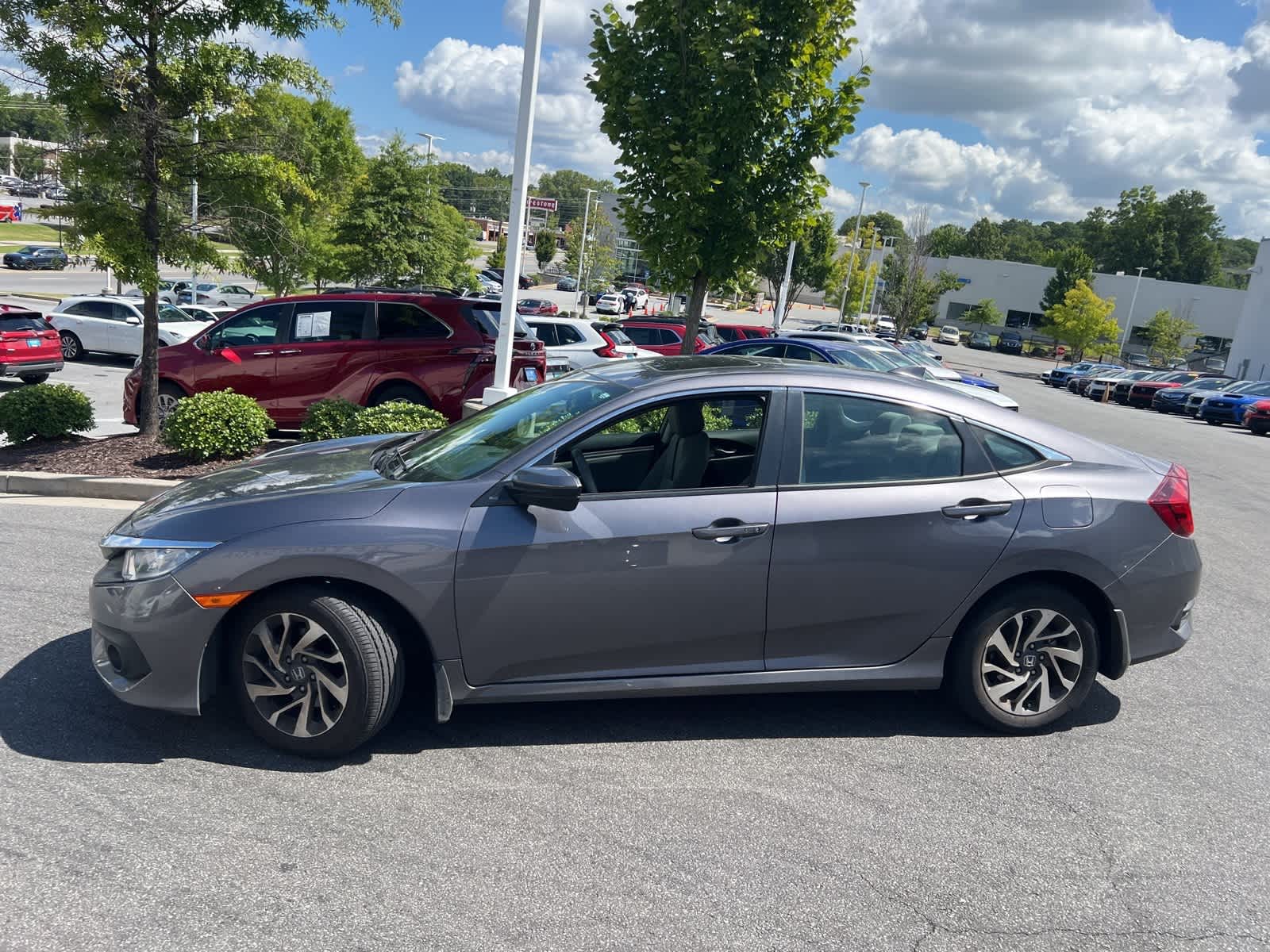 Thumbnail: 2018 Honda Civic - 6