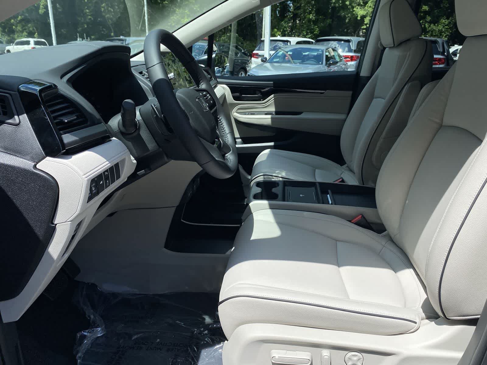 Thumbnail: 2026 Honda Odyssey - 12