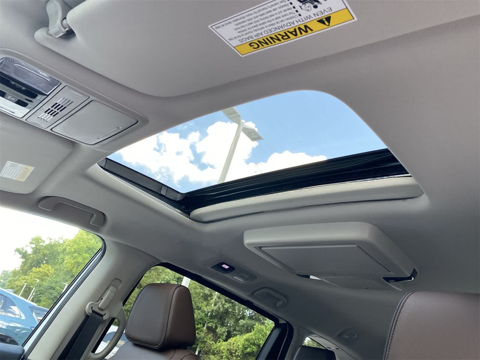 Thumbnail: 2026 Honda Odyssey - 14